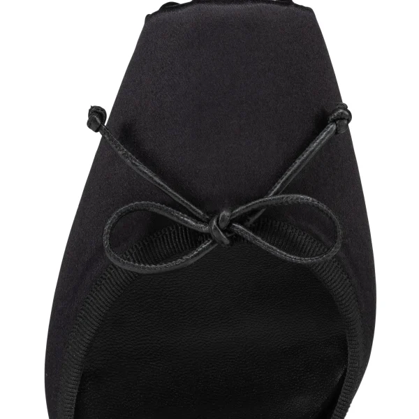 cassia_lace_up_4-2.webp Flash Sale Christian Louboutin Cassia Lace Up Black