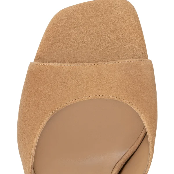 condora_mule_3.webp Discount Christian Louboutin Condora Mule Lionne