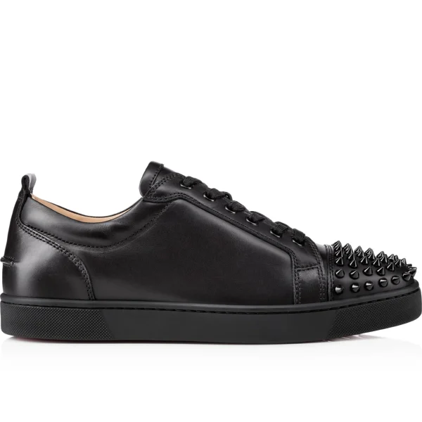 louis_junior_spikes_1-2.webp Outlet Christian Louboutin Louis Junior Spikes Black