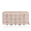 panettone_2-3.webp New Christian Louboutin Panettone Leche